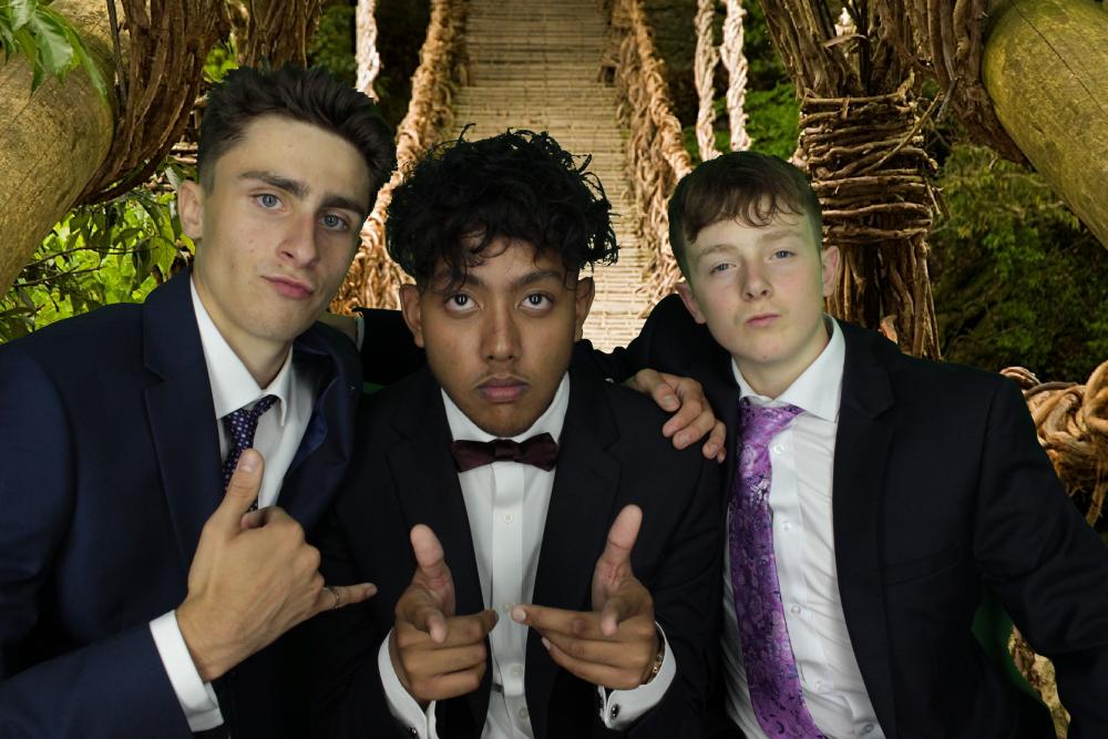 Christ School Prom | View more photos from the event at gallery.myphotoboothexperience.co.uk/u/MyPhotoBoothExperienceLtd/Christ-School-Prom